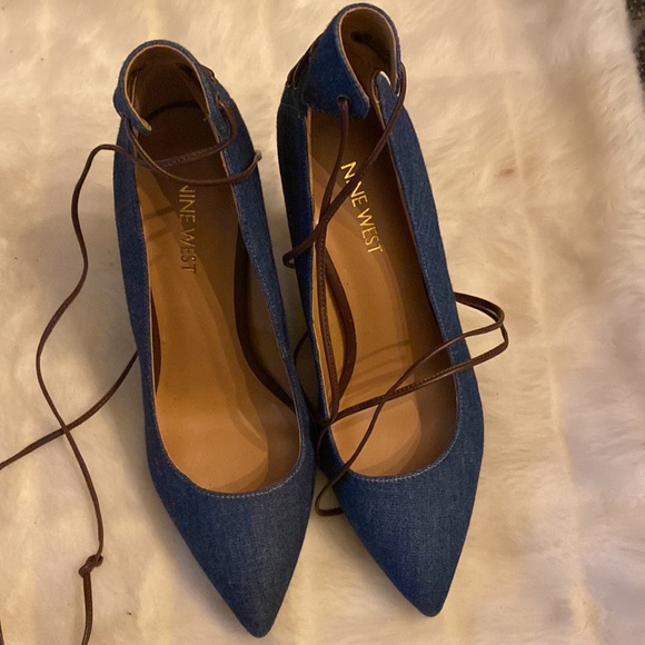 Nine West elegant denim  heels 👠 - Picture 2 of 8